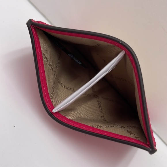 MICHAEL KORS
Large Pebbled Leather Card Holder Case
Electric Pink 
NWT - Picture 3 of 16